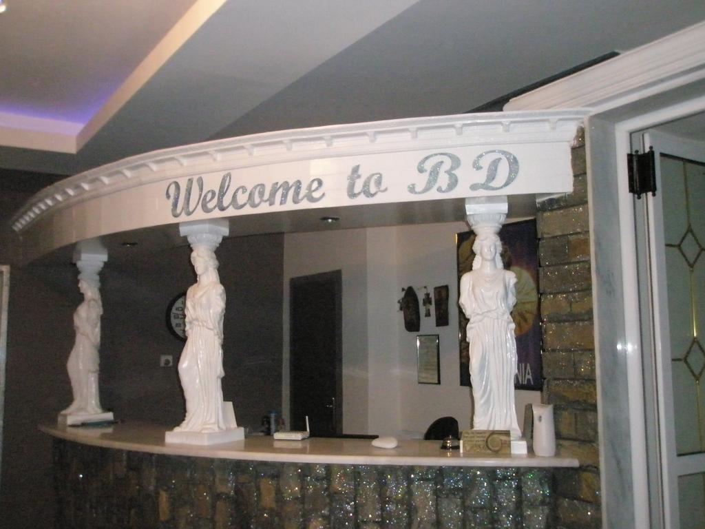 Blue Dream Hotel Olympiakí Aktí エクステリア 写真